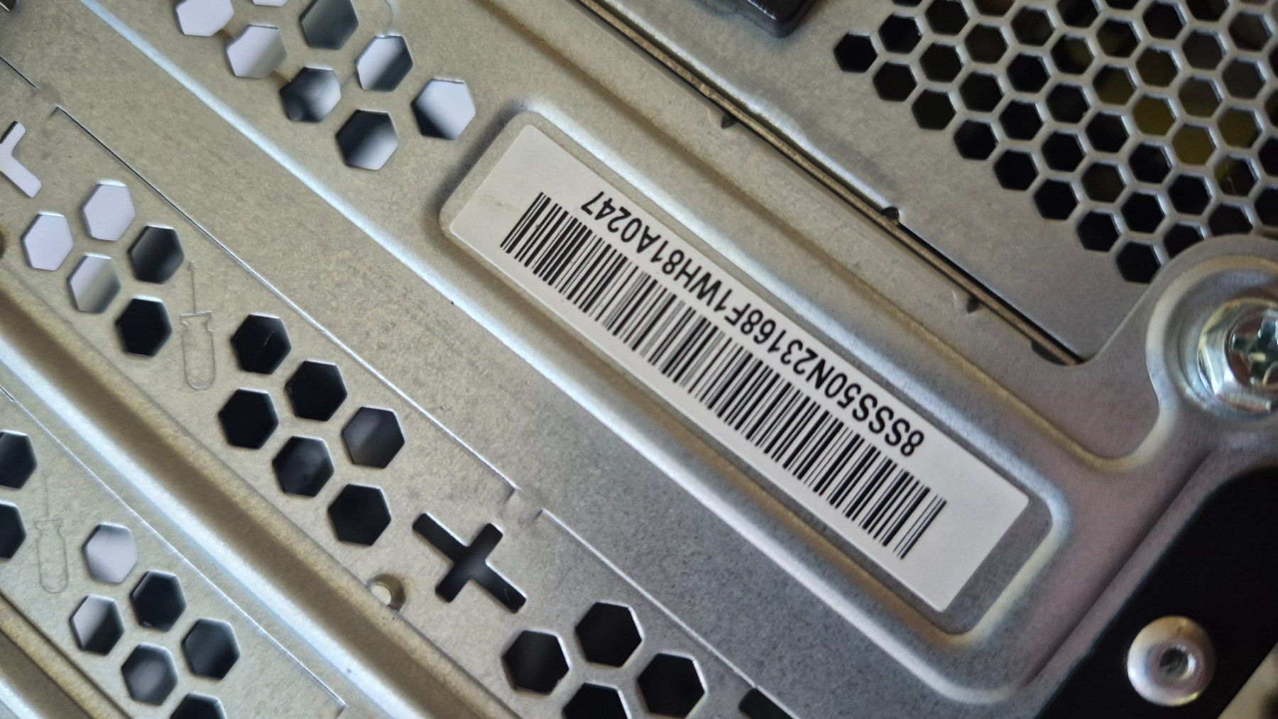 Lenovo PCs: PC - LENOVO  TinnkCentre – Défectueux à Wila par myquaso 8