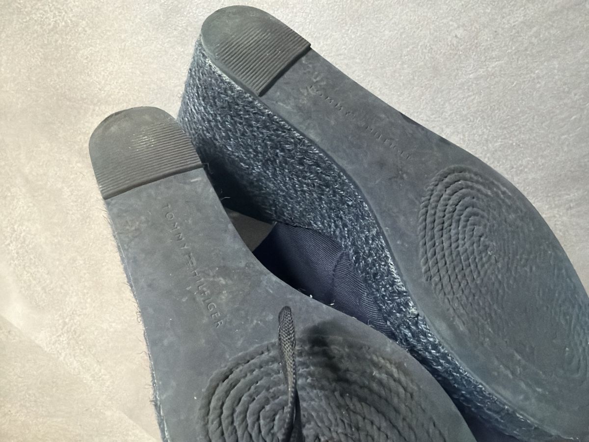 Tommy Hilfiger Scarpe da donna: Tommy Hilfiker Sandale blau 39 – Usato da Däniken SO venduto da NBdesign 2