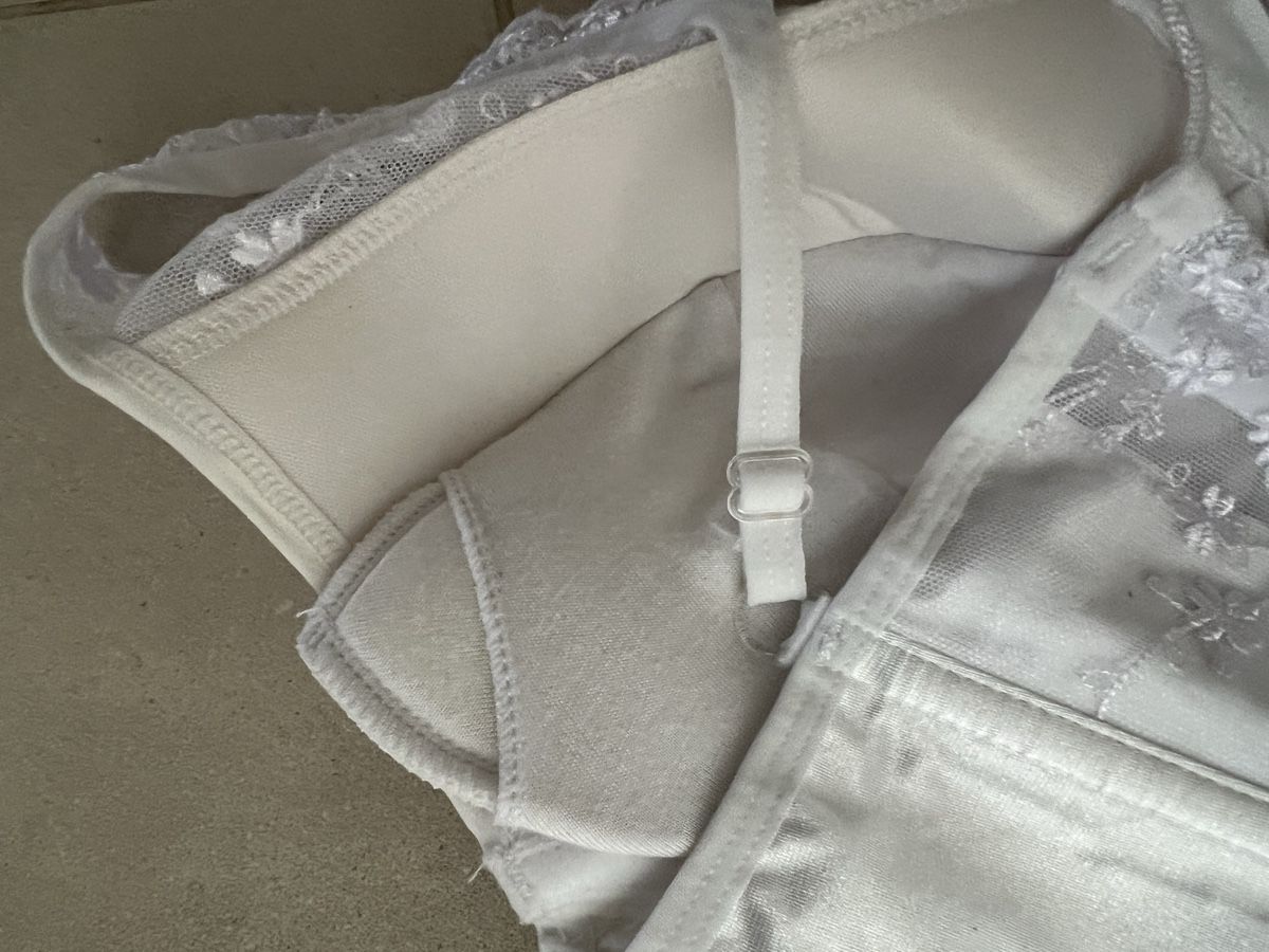 Altra biancheria intima: Corsage – Nuovo (secondo la descrizione) da Schönenberg ZH venduto da Bosh 4