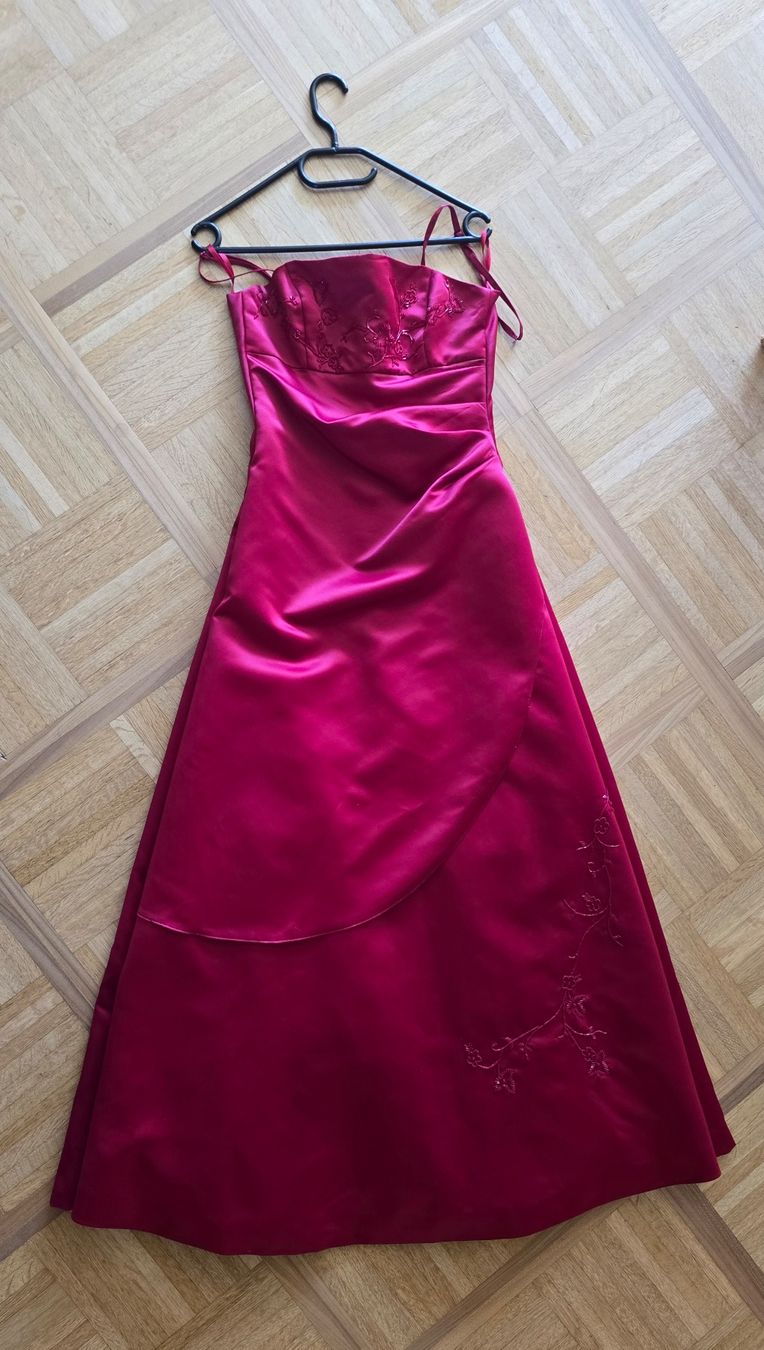 Vestiti: Rotes Abendkleid, Grösse 36 festlich & elegant – Usato da Bern venduto da LeaNu 1