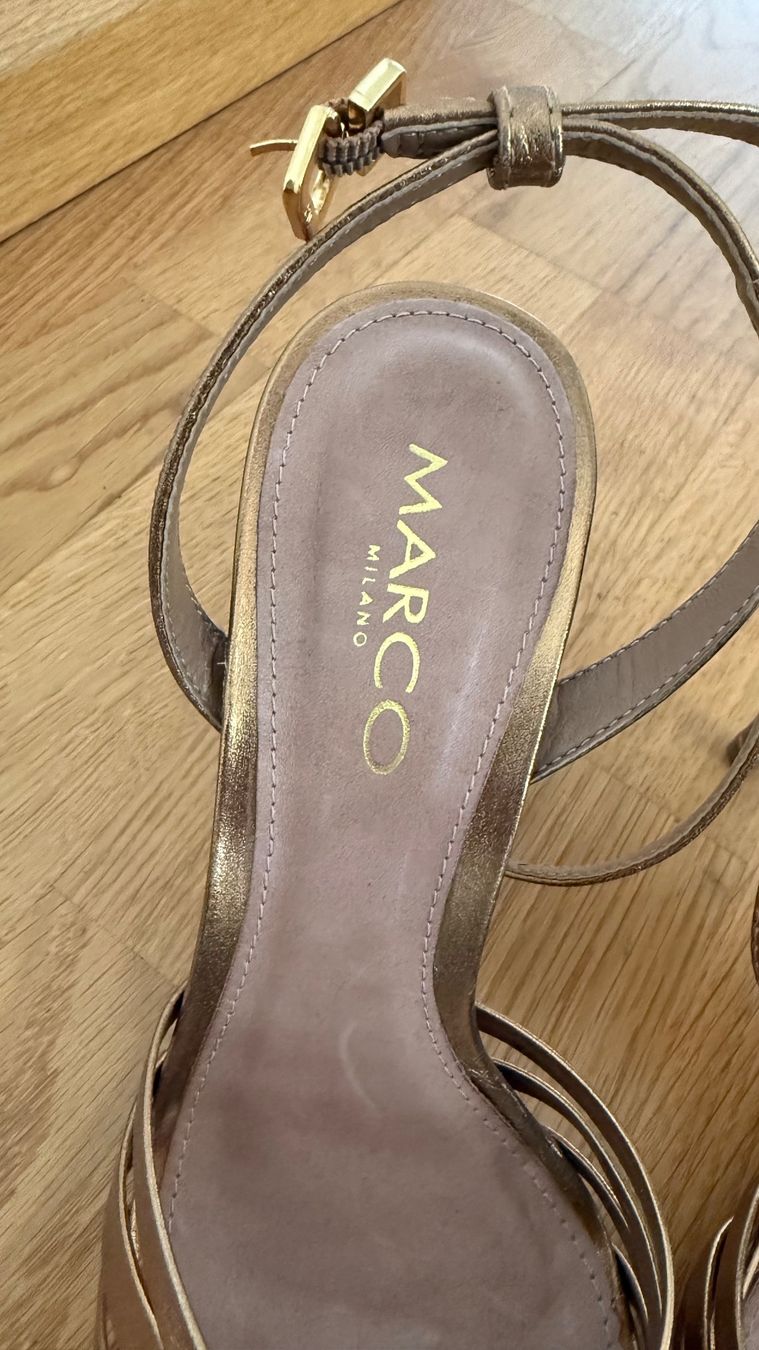 Scarpe da donna: Pumps elegant, golden, neuwertig – Usato da Binningen venduto da nuggi86 2