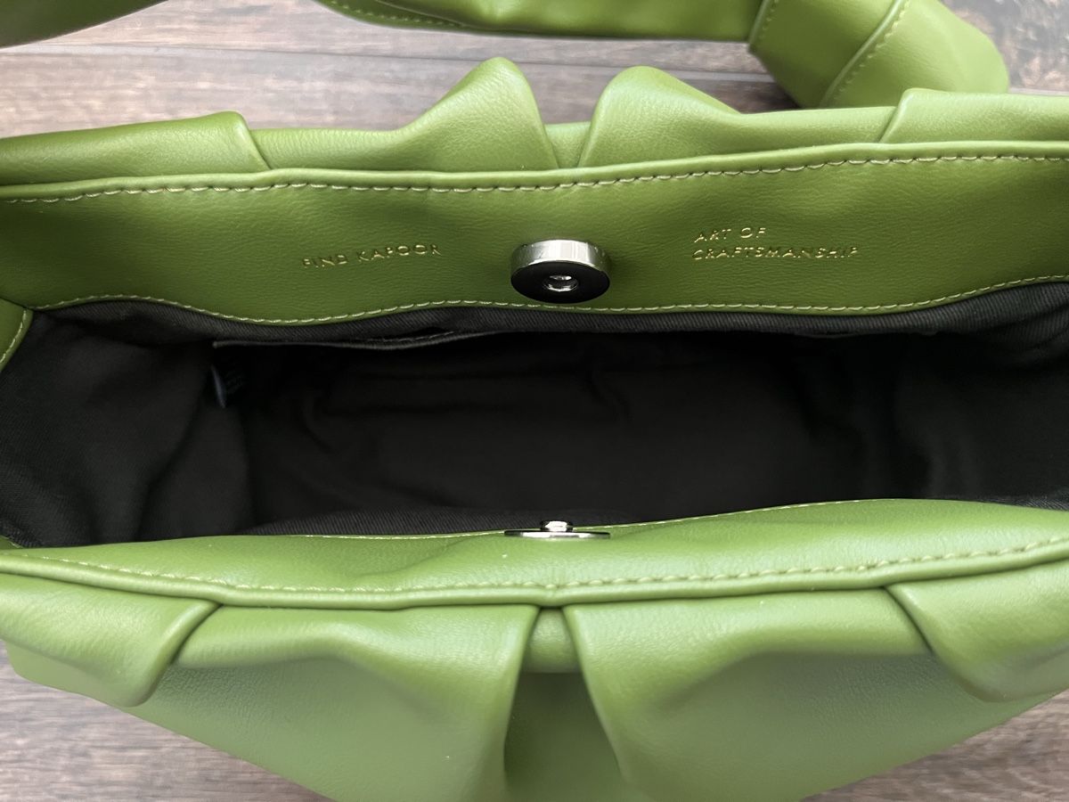 Borse da donna: Find Kapoor Handtasche – Nuovo (secondo la descrizione) da Bülach venduto da Daisy1234 3