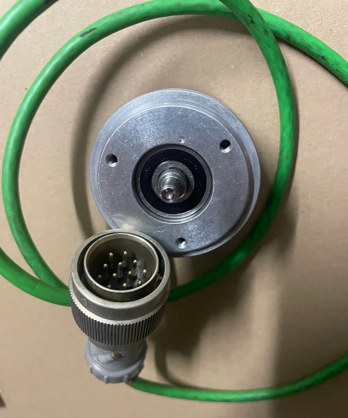 Siemens Elektronikbauteile: Siemens Inkremental Encoder 6FC9320-4MA01, inkl. Kabel – Gebraucht aus Sins von 3985schluckti 5