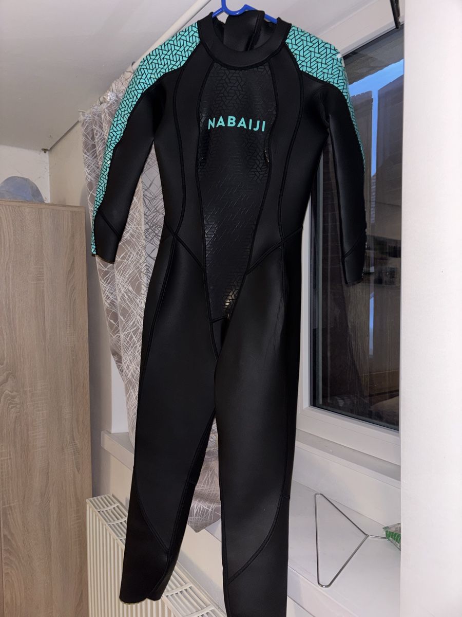 Decathlon Combinaisons de plongée: Combinaison de natation en eau libre taille 44  – Neuf (Voir description) à Alle par aure-line 4