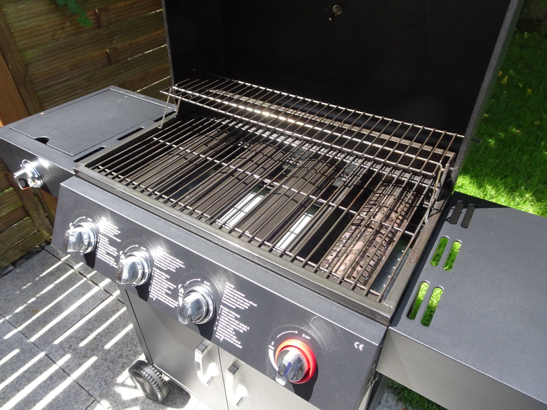 Griglie: Gasgrill – Usato da Oberrüti venduto da Rustynail1 3