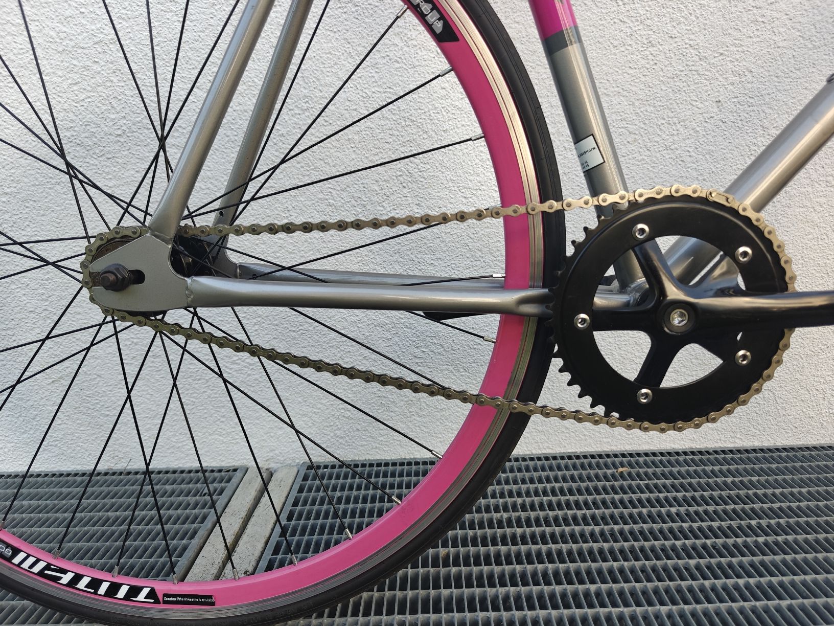 Totem Vélos: Fixie Singlespeed Totem  – D'occasion à Sempach par sam_z6d2 3