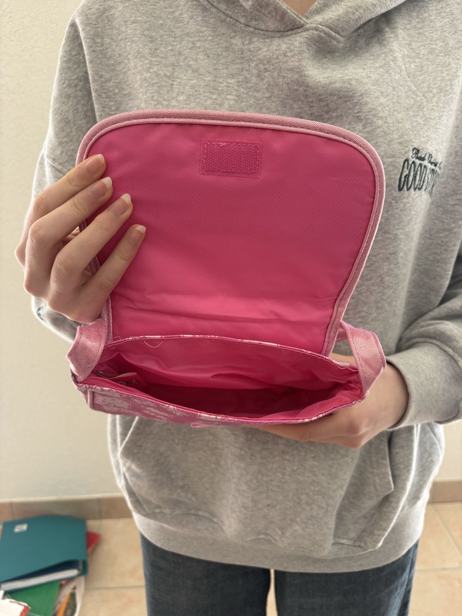 Hello Kitty Borse & Zaini: Petit sac Hello Kitty en similicuir – Usato da Vufflens-la-Ville venduto da newlifegva 2