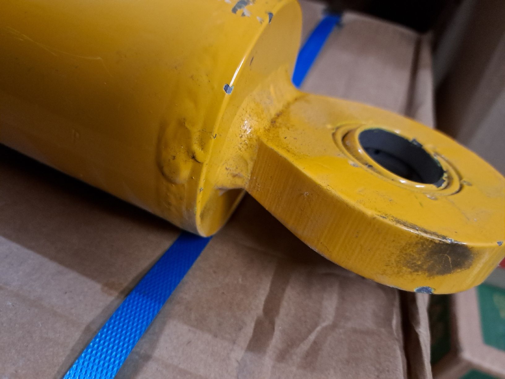 Altri prodotti elettronici: Hydraulikzylinder neuwertig mit Ventilblock – Usato da Grossdietwil venduto da hufi10 4