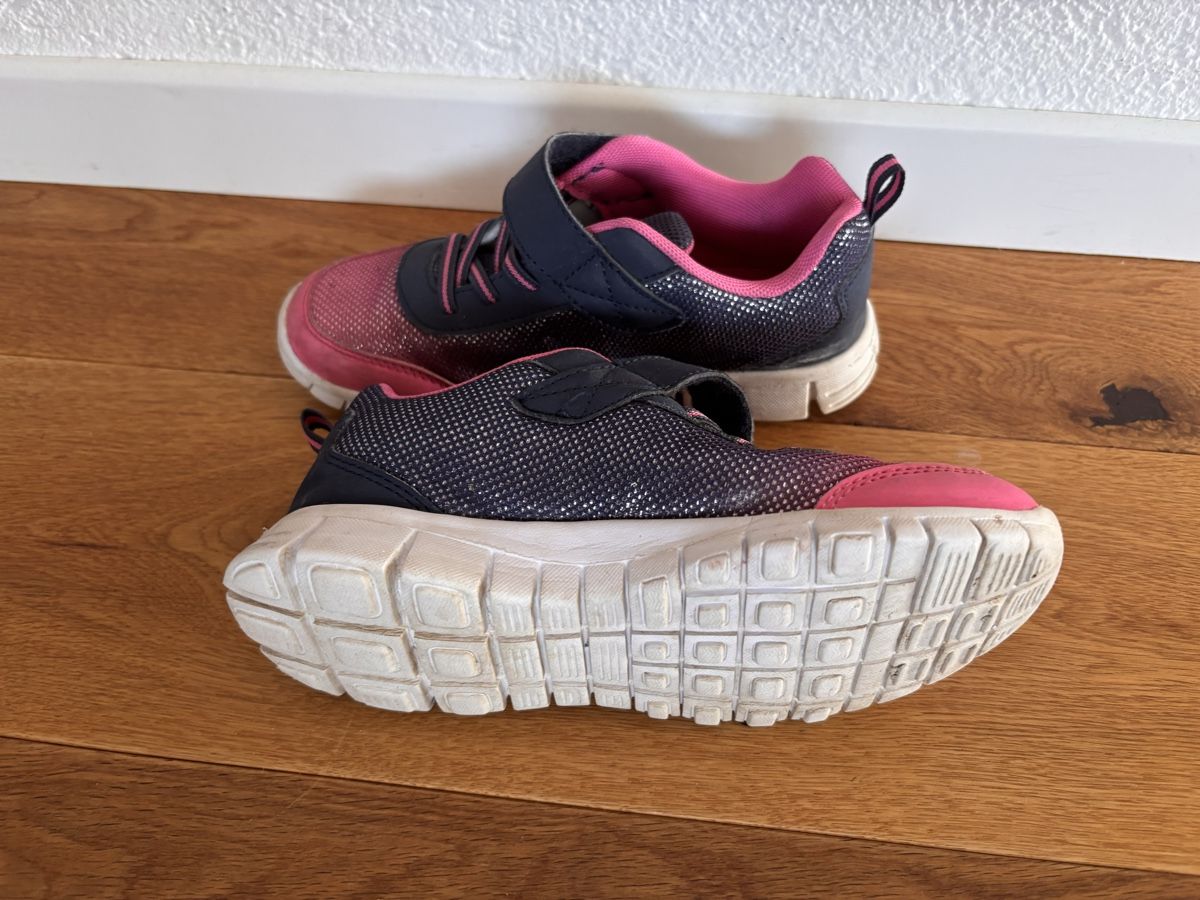 Dosenbach Schuhe für Jungen: Kinder Turnschuhe Vty Grösse 33 – Gebraucht aus Hinterkappelen von andi2610 1