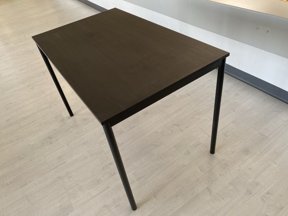 Tavoli: Tisch – Usato da Hägglingen venduto da Karin0802 6