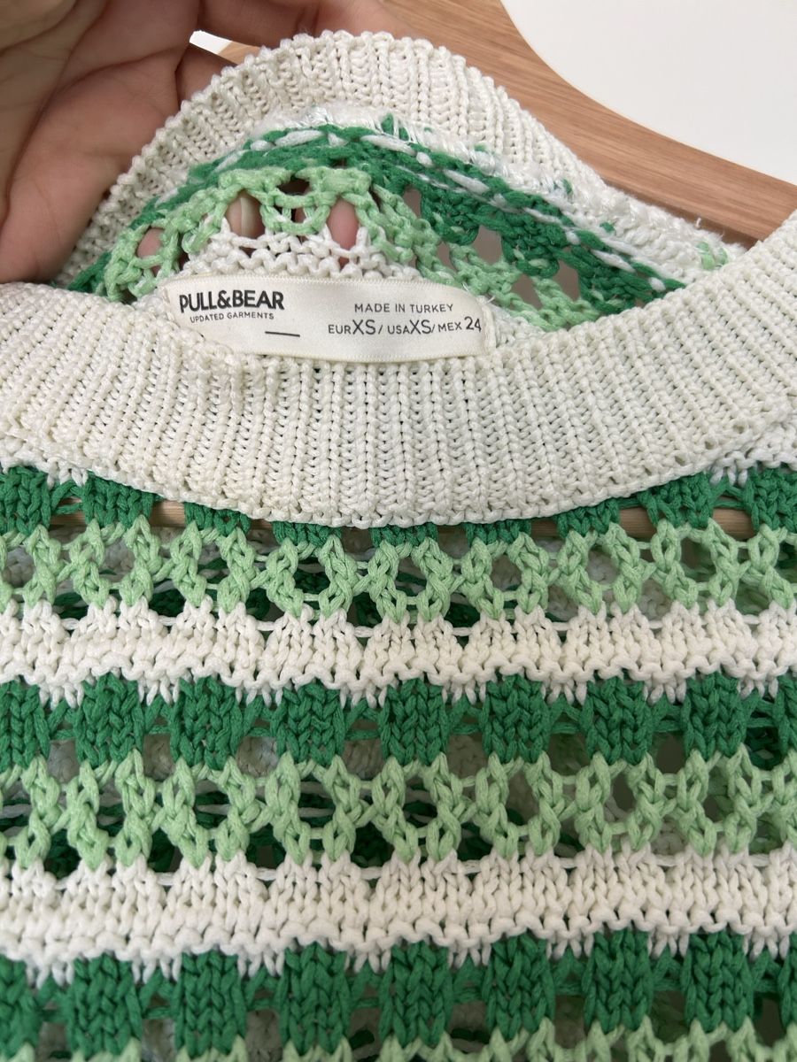 Pull&Bear Pullover & Sweatshirts: Pull & Bear green and white striped knit sweater  – Gebraucht aus Zürich von ori_9dcy 3