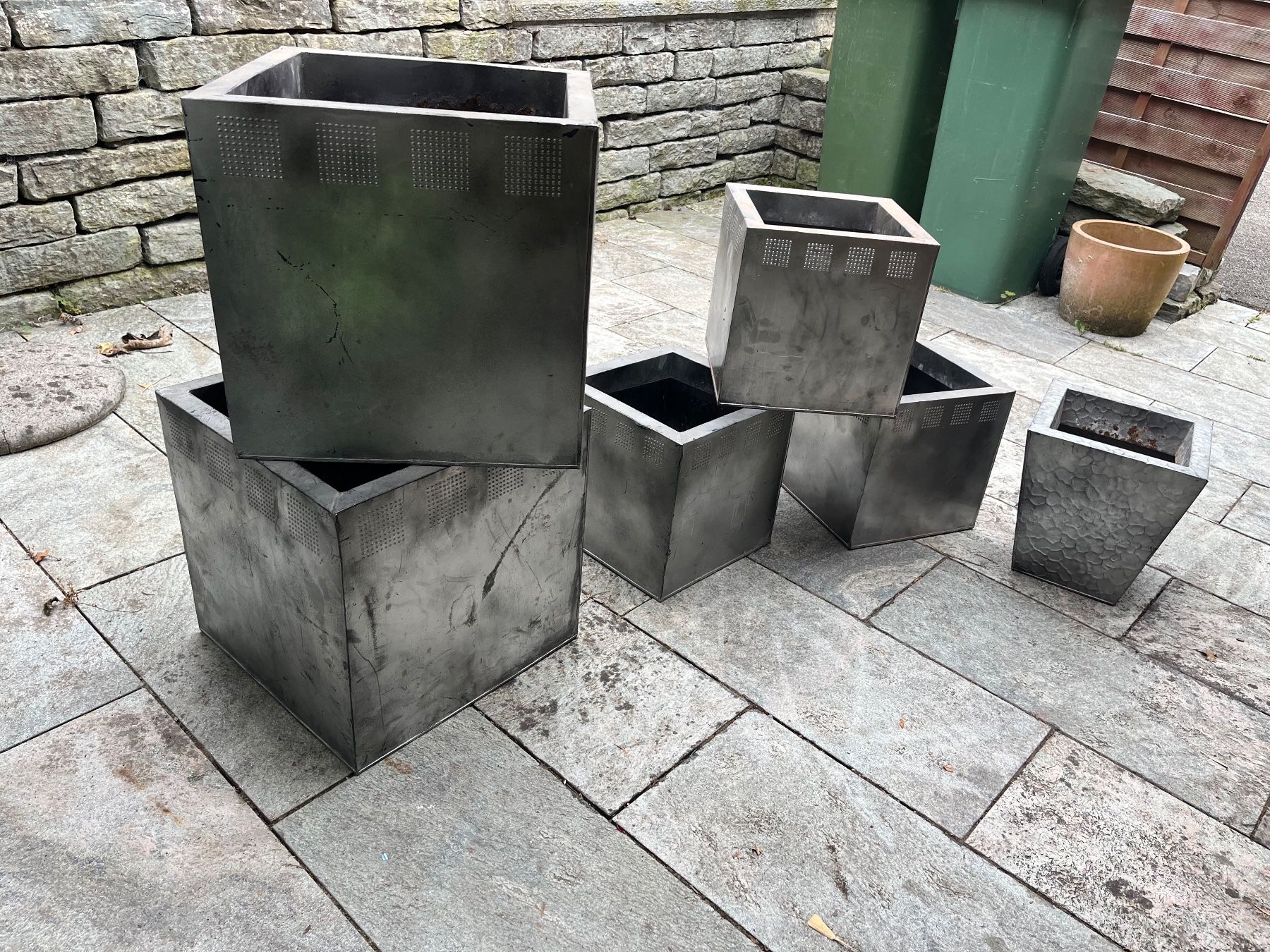 Blumentöpfe: Blumenübertöpfe Design – Gebraucht aus Weisslingen von Eniclote 5