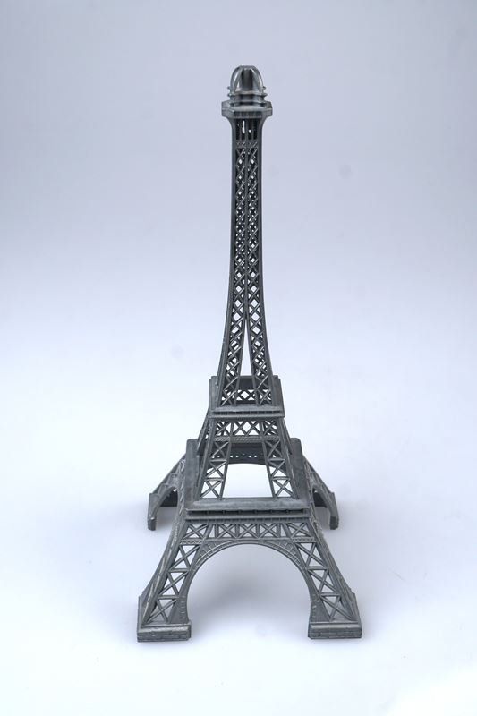 Alle Dekorationen: Miniatur-Figur des Eiffelturms - 34 cm – Gebraucht aus Rüti ZH von Restwert_Rueti_ZH