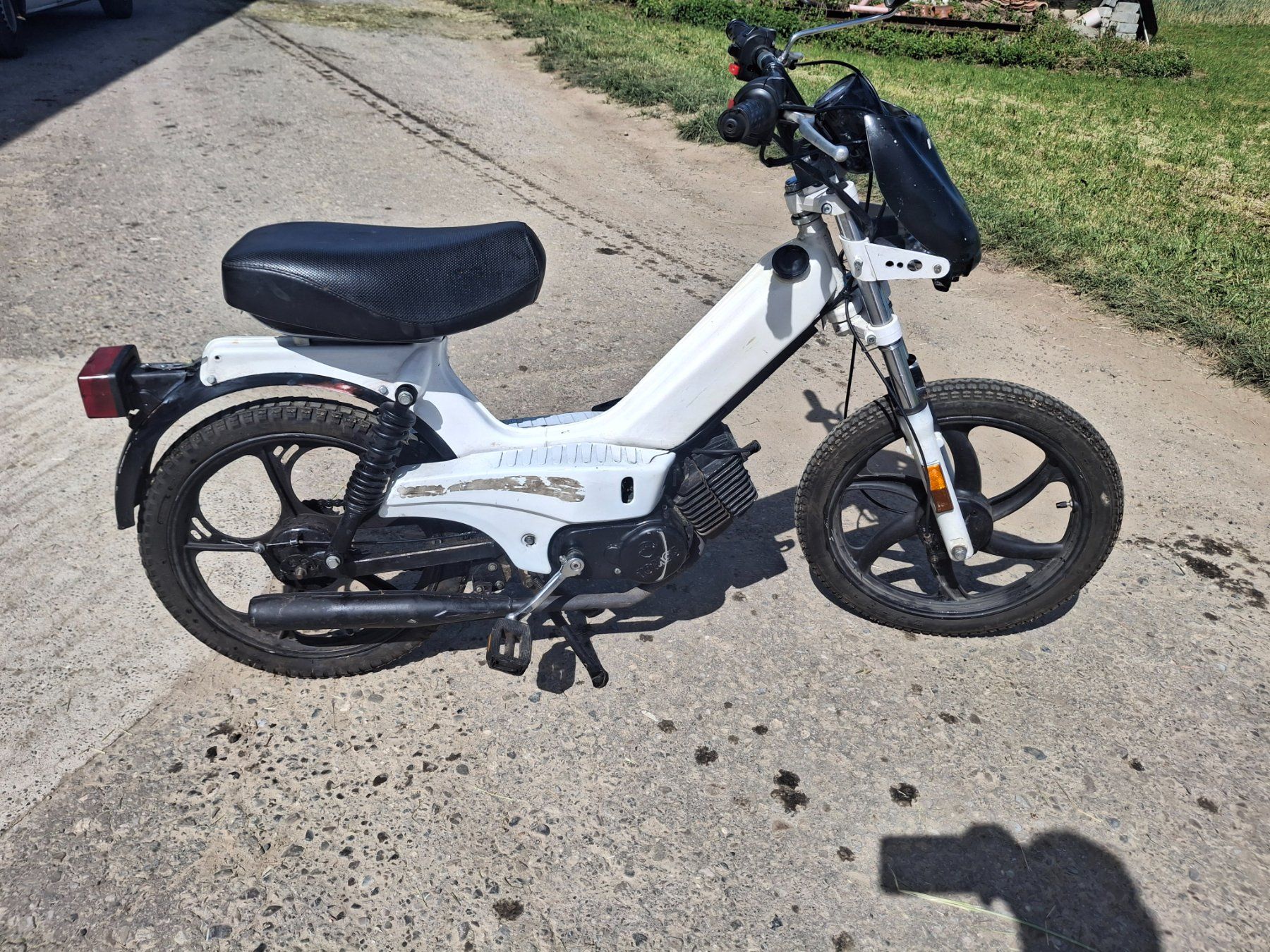 Tomos Ciclomotori: TOMOS SPRINT MIT AUSWEIS – Difettoso da La brillaz venduto da Olditrak