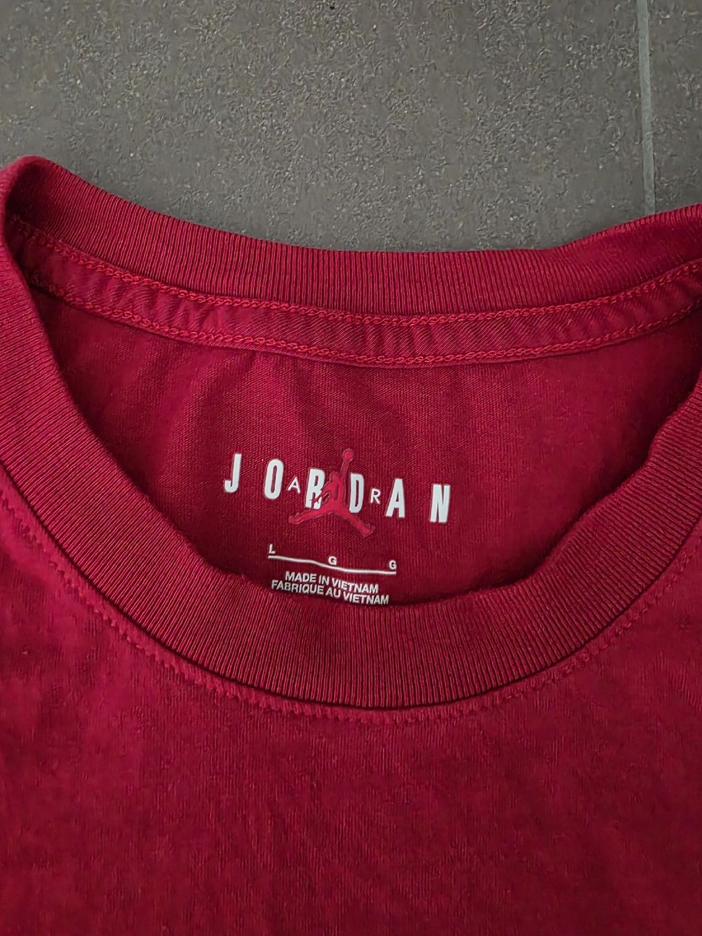 Jordan T-Shirts: Jordan T-Shirt Grösse L – Gebraucht aus Oberbüren von UC1987 1