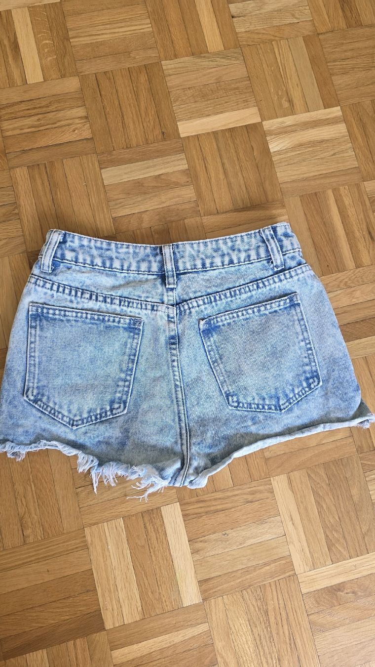 Pantaloni: short d'été  – Nuovo (secondo la descrizione) da Fontainemelon venduto da ale_b865 1
