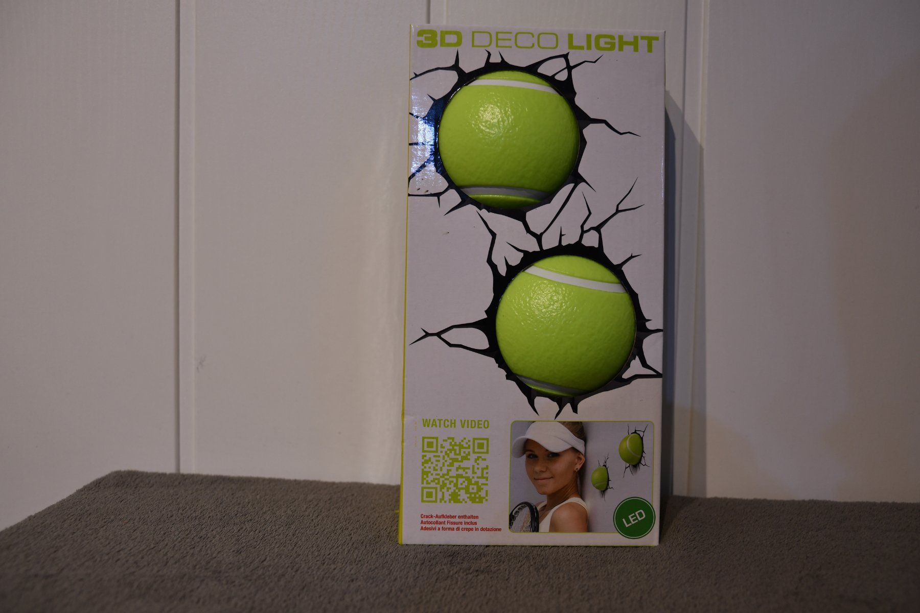 Lampade: 3D DECO LIGHT - Tennisball – Nuovo e nell'imballaggio originale da Niederrohrdorf venduto da Voase