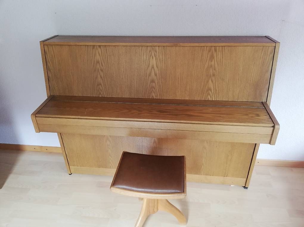 Strumenti musicali: Piano – Usato da Monthey venduto da Cocol01