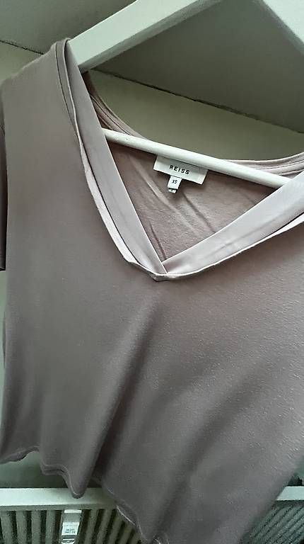 T-shirt: Reiss Tshirt – Usato da Baden venduto da Sparkling_s
