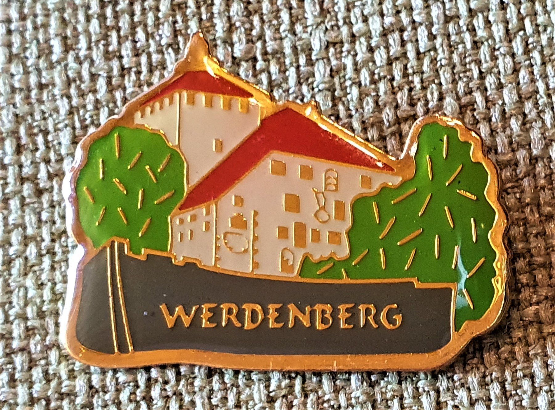 Plaketten & Abzeichen: M084 - Pin Schloss Werdenberg – Gebraucht aus Reinach BL von Boston-Verkauf