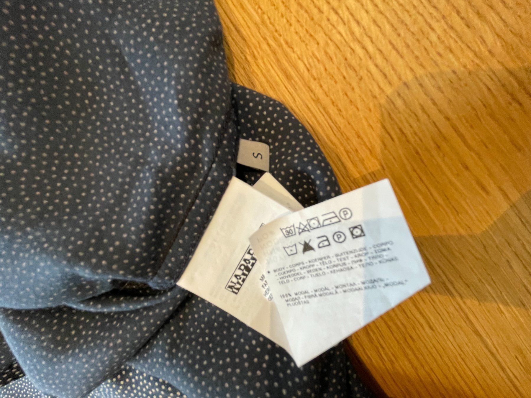 Napapijri Camicette: Napapijri Bluse Gr. S – Nuovo (secondo la descrizione) da Neunkirch venduto da autoscooter57 7