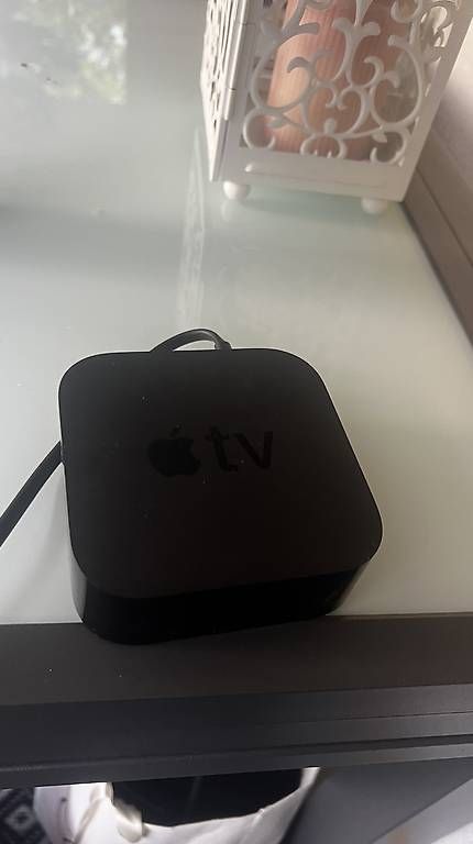 Lecteur multimedia & Streamer: Apple TV – D'occasion à Lausanne par dzi_cm8k 1