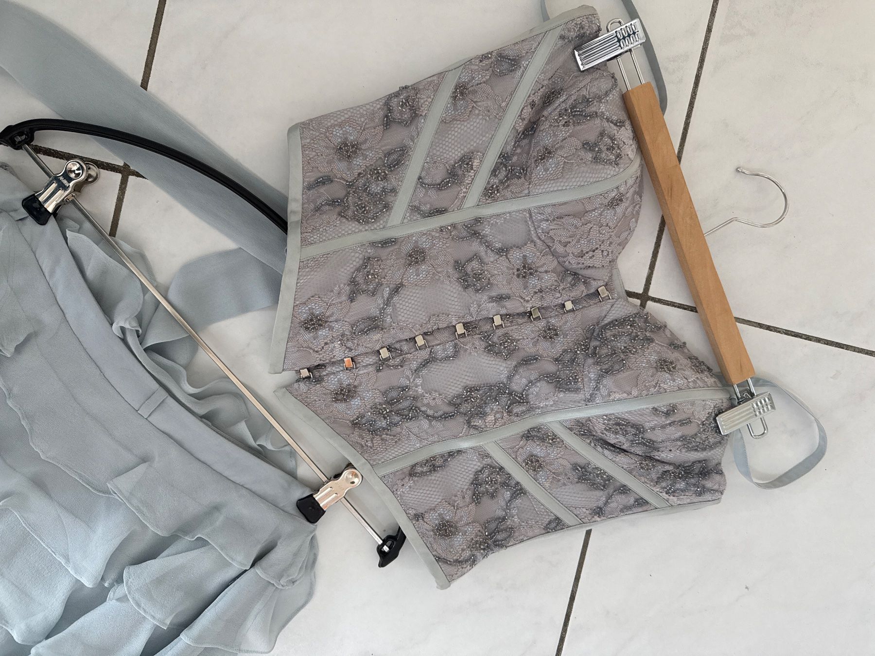 Jupes: Elegantes Deux-pieces Gr 36 – D'occasion à Zell ZH par Guffos 2