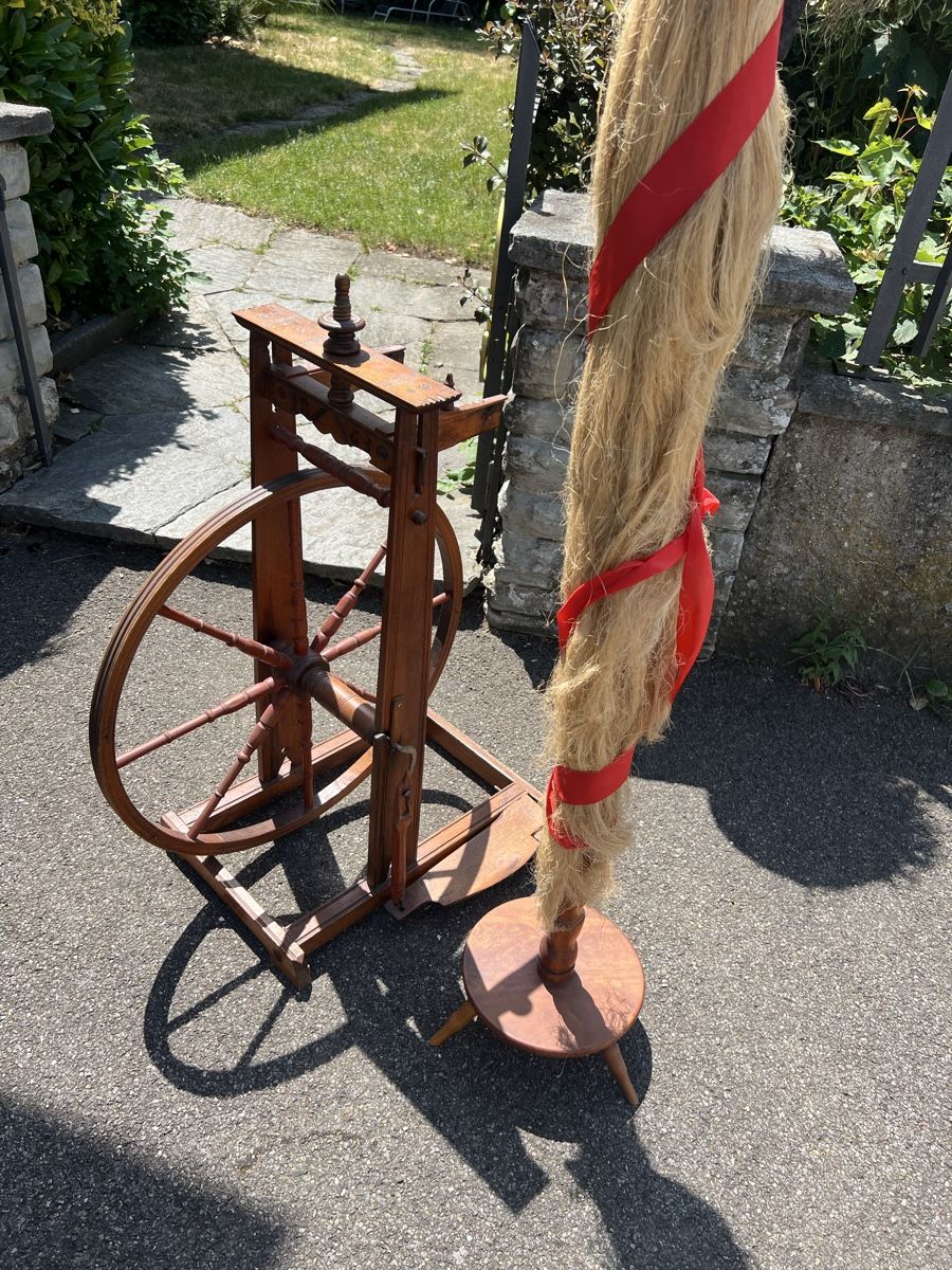 Rouets anciens: Antikes Spinnrad – D'occasion à Ostermundigen par mapa9 4