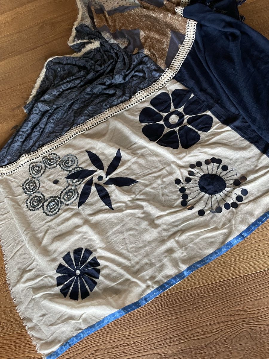 Foulards & écharpes: Design Tuch – Neuf (Voir description) à Weggis par Taltosangi 3