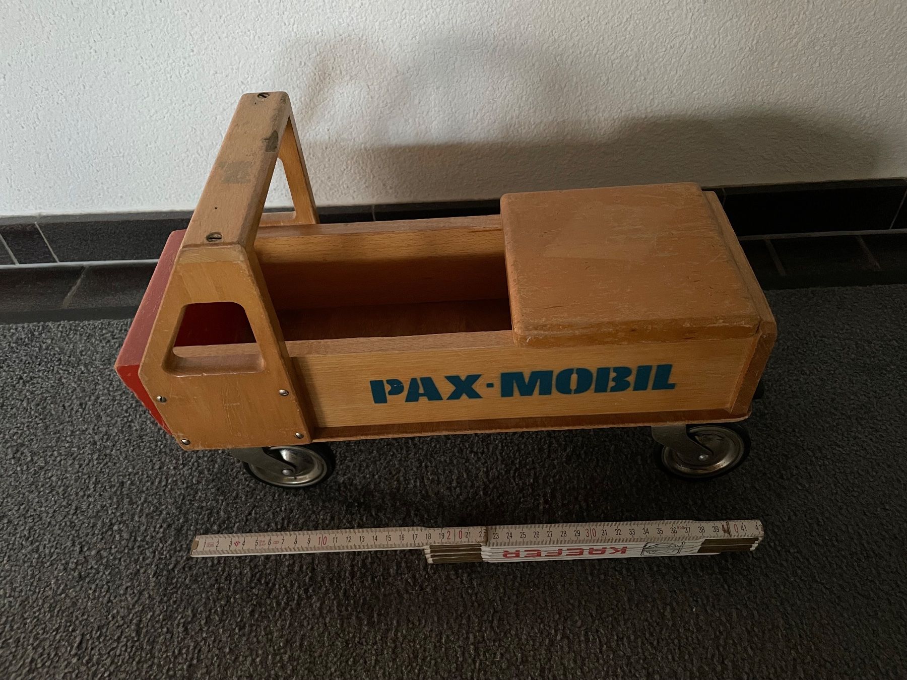 Spielzeuge: PAX MOBIL Holz Auto – Gebraucht aus Esslingen von Zeppi1