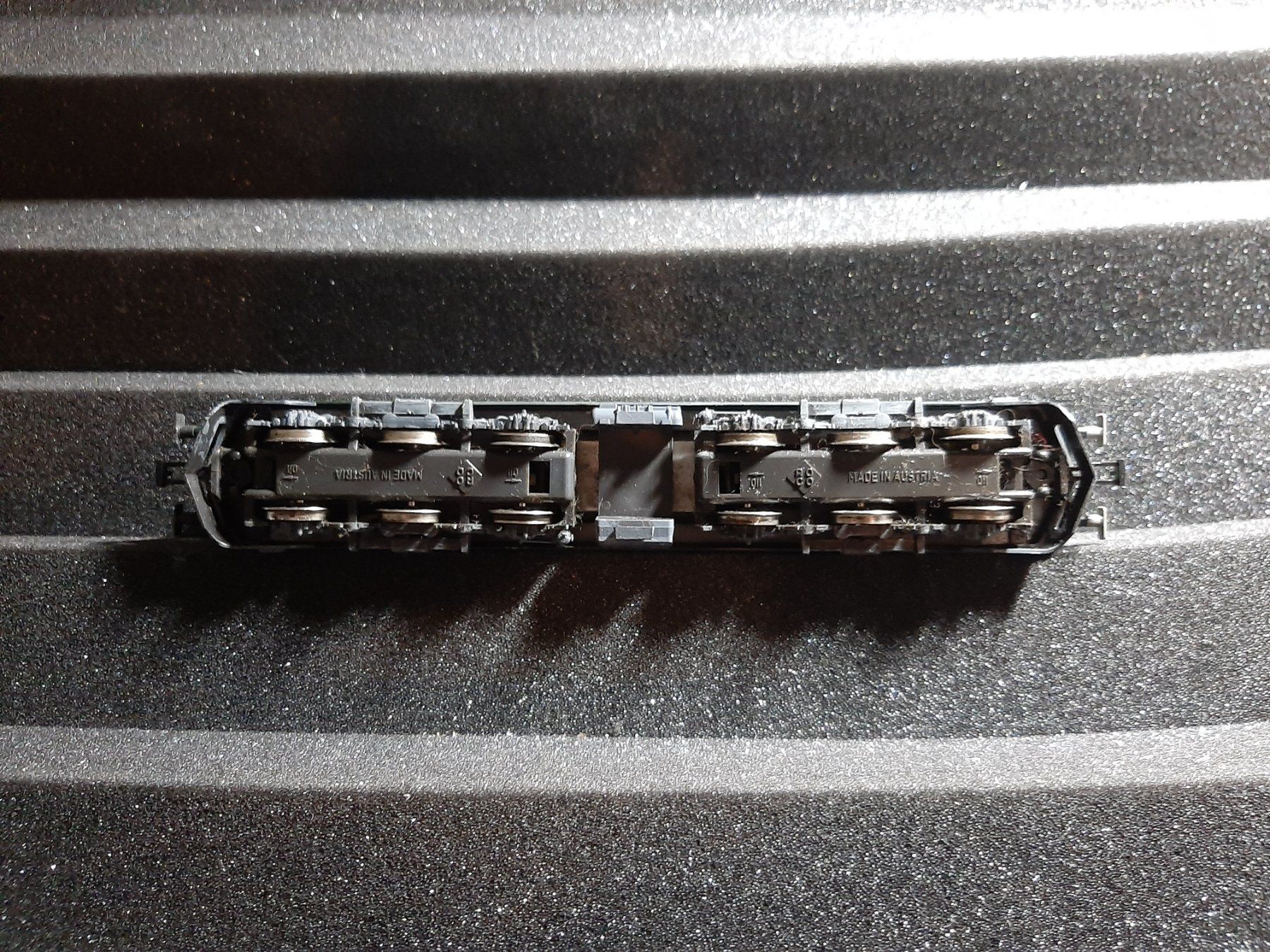 Roco Modellini di ferrovie: ROCO Ae 6/6 11451 WINTERTHUR – Usato da Avully venduto da RIVALIS 3
