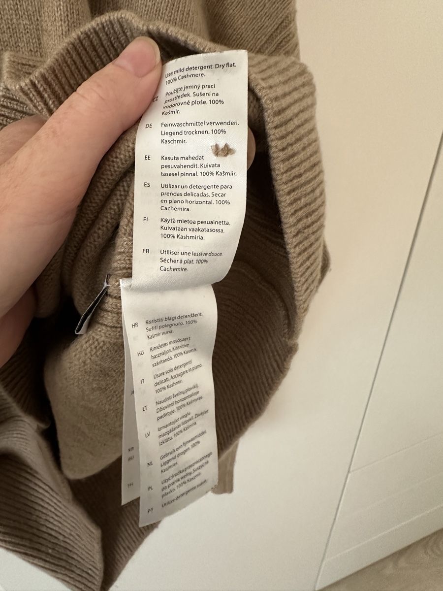 Cos Pulls & Sweat-shirts: COS Kaschmir Pullover – D'occasion à Zürich par cbraunsc 4