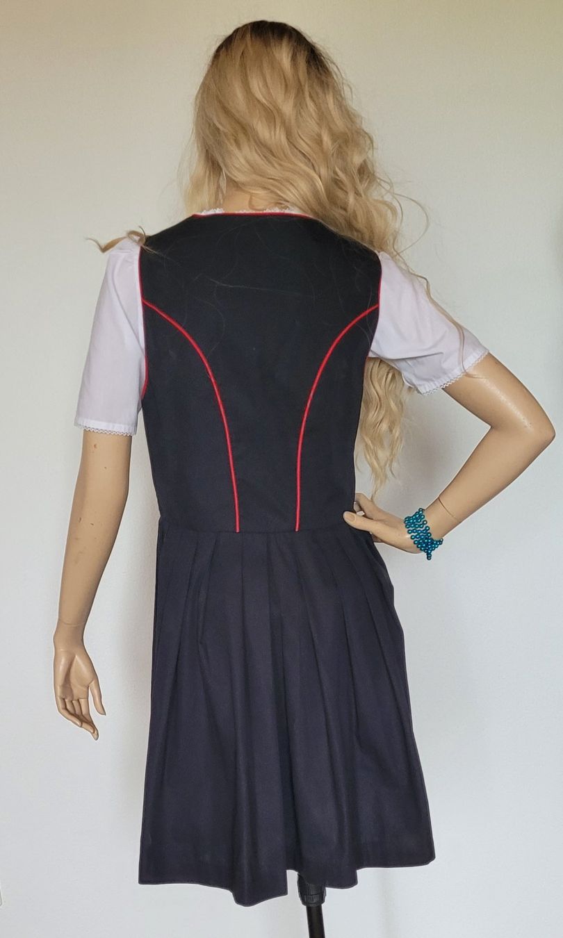 Vestiti: Dirndl von STOCKERPOINT in Gr.42 – Usato da SCHÜBELBACH venduto da CoKaHa 1