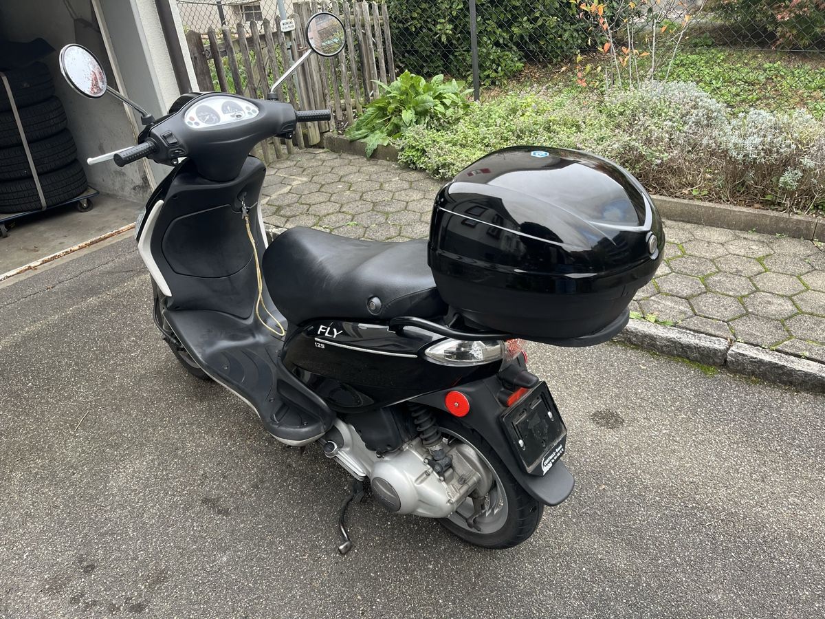 Piaggio Scooters: Piaggio Fly 125 mit MFK – Gebraucht aus Allschwil von Gabi745i 3