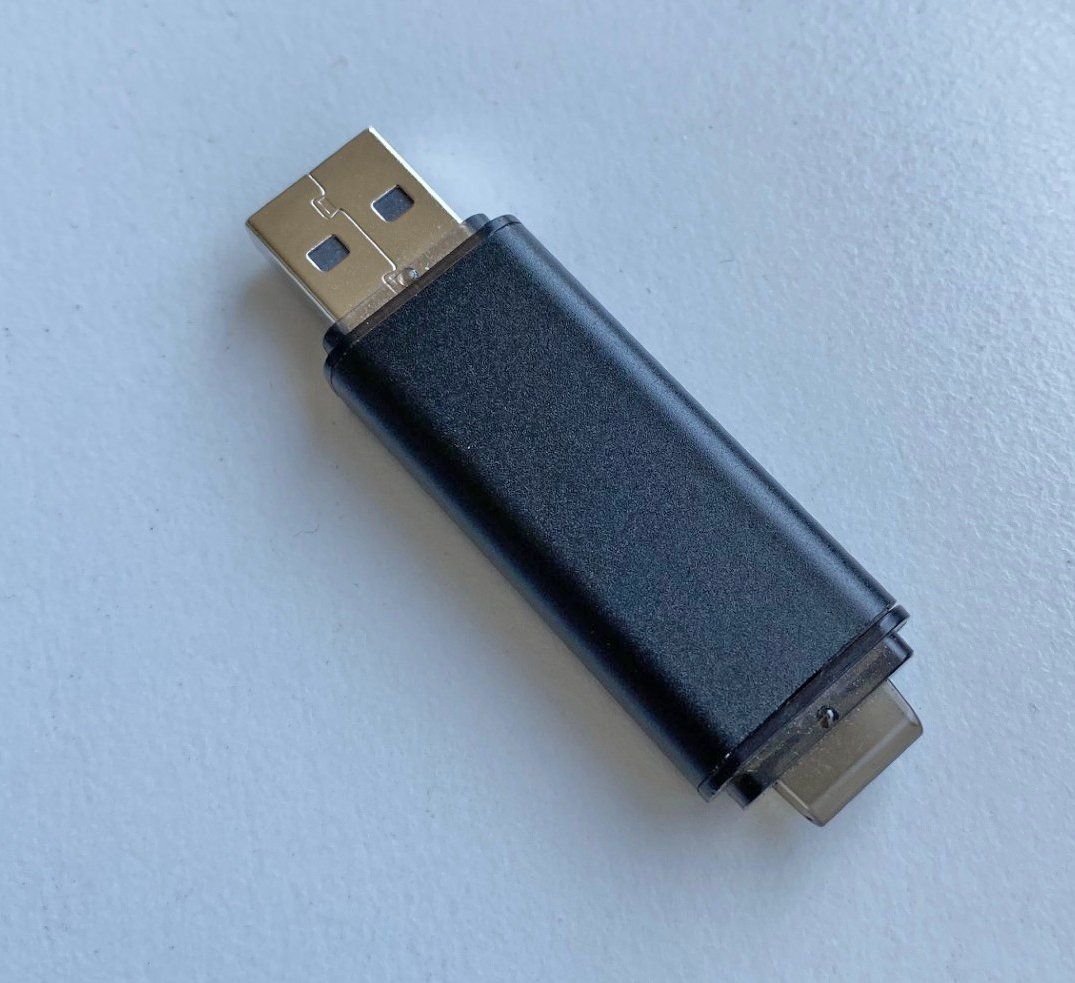 Chiavette USB: USB-Stick 32GB PRETEC – Usato da Bern venduto da christianz02 1