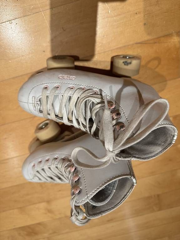 Patins à roul. & inline: Rollschuhe – D'occasion à Appenzell Steinegg par pba_z8py 1
