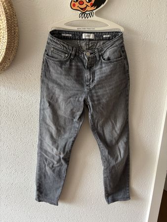 Jeans Hose Closed