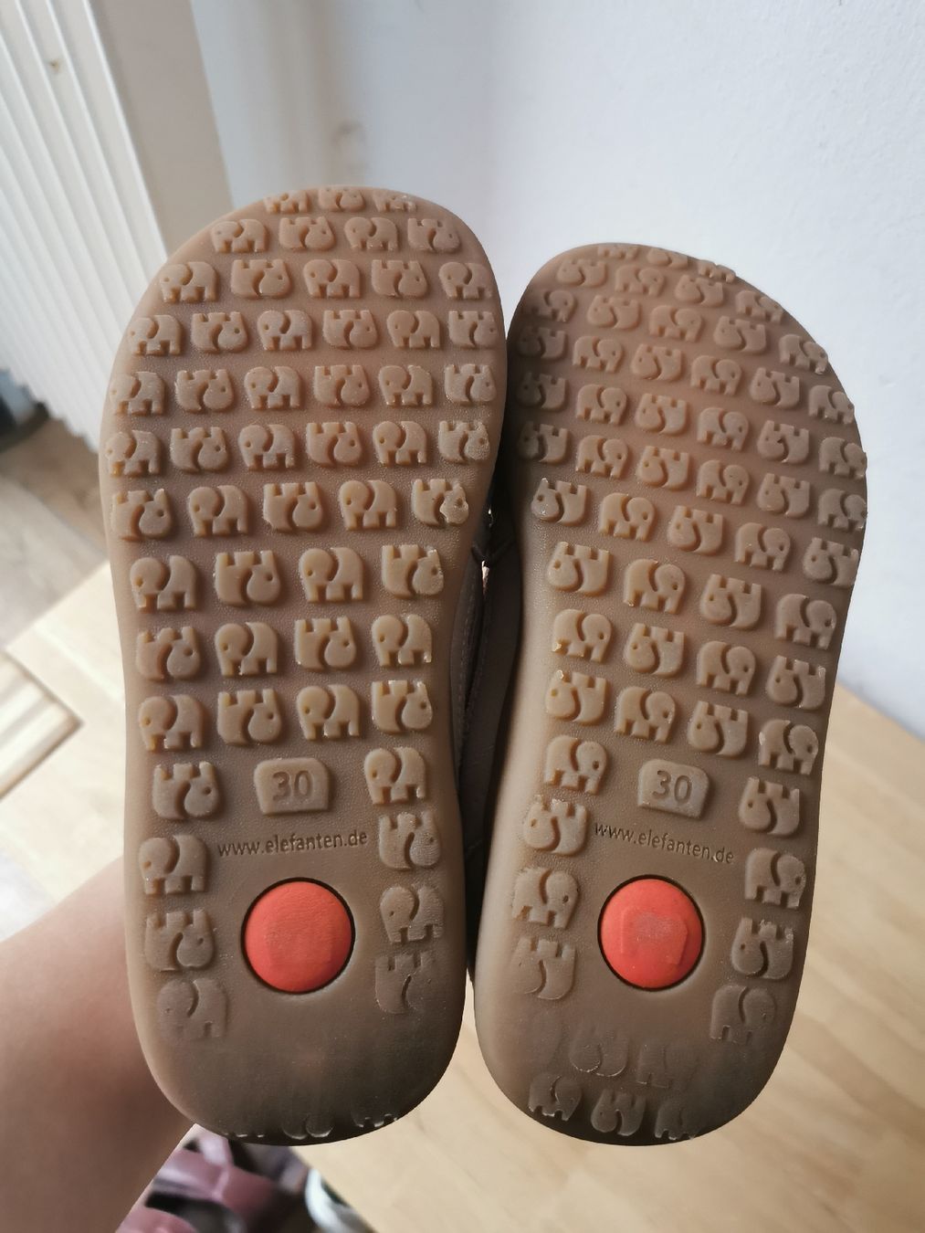 Elefanten Chaussures filles: Elefanten barfuss Turnschuhe 30 – D'occasion à Gipf-Oberfrick par JVB 2