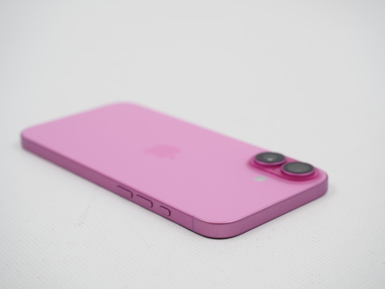 Apple Telefoni cellulari / Smartphones: APPLE iPhone 16 Plus iCloud gesperrt (26102359) – Usato da Zürich venduto da fundsachenverkauf 5