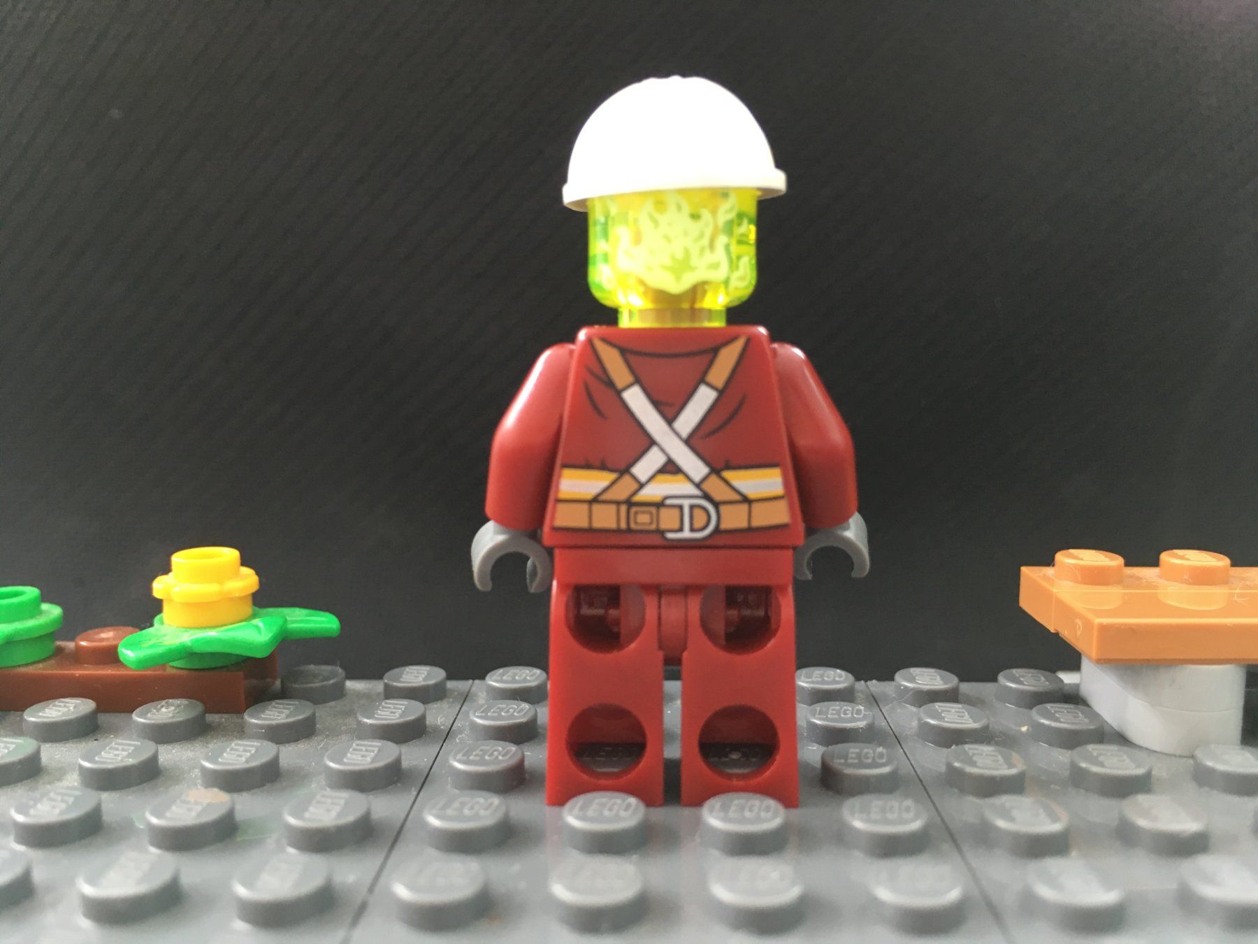 Lego Kit di costruzioni: Lego Hidden Side Minifigur - hs064 - Pete Peterson – Nuovo (secondo la descrizione) da St.Gallen venduto da Punktchen01 1