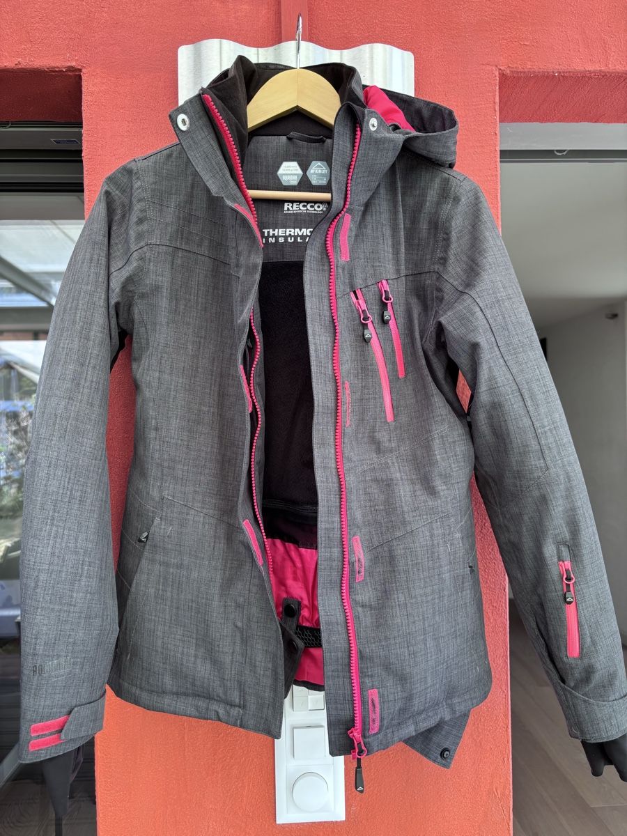 Mckinley Sci: McKinley Winterjacke Damen – Usato da Jona venduto da yan_sg85