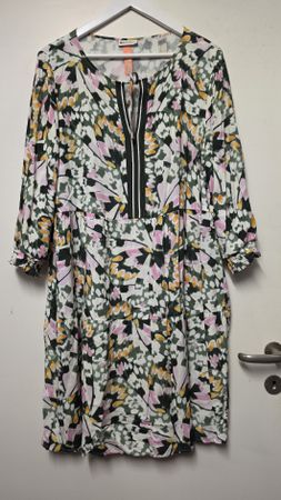 Robe/Neuve/Street One/Imprimé/Rose/Vert/Noir/Fond Beige/T:42