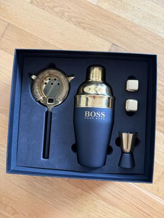 Hugo Boss Cocktail Set mit Shaker & Barzubehör — NEU