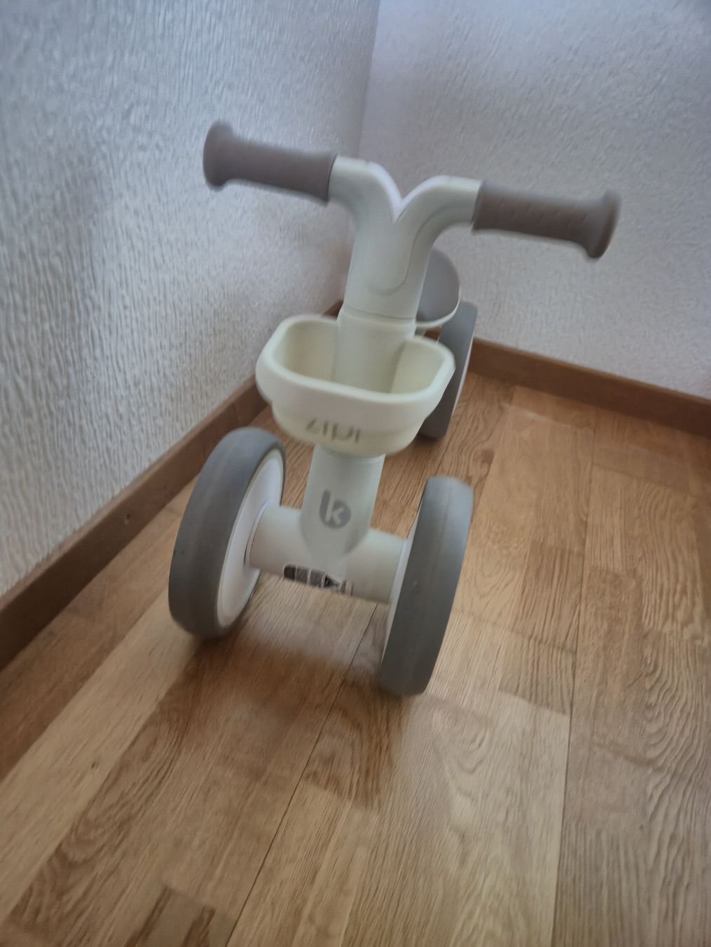 Veicoli per bambini: Laufrad ab 1 Jahr – Usato da Leuggern venduto da MonaM90