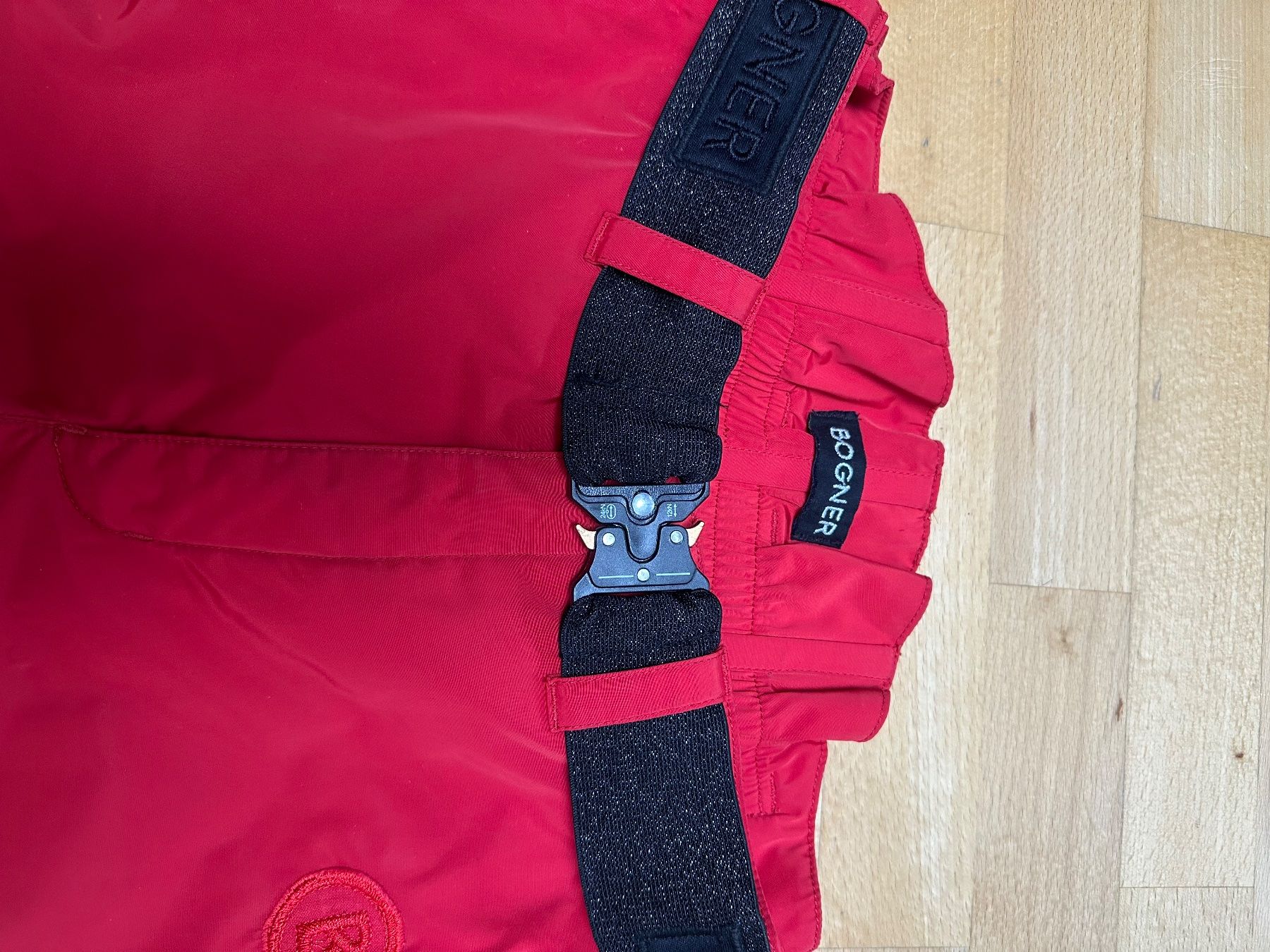 Pantaloni: SKI HOSE BOGNER 38 – Usato da Bottighofen venduto da vendeo 4
