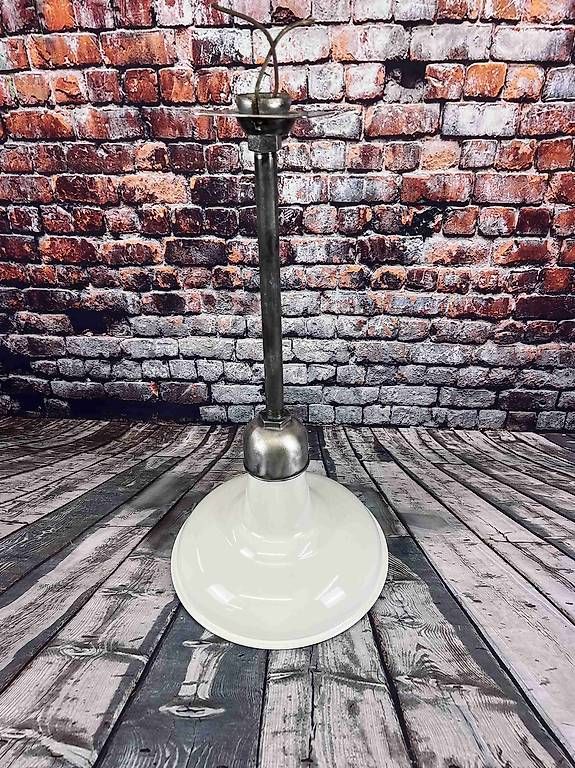 Lampadari & plafoniere: Industrielampe weiss 60er Jahre – Usato da Wangen ZH venduto da Fer1964 4