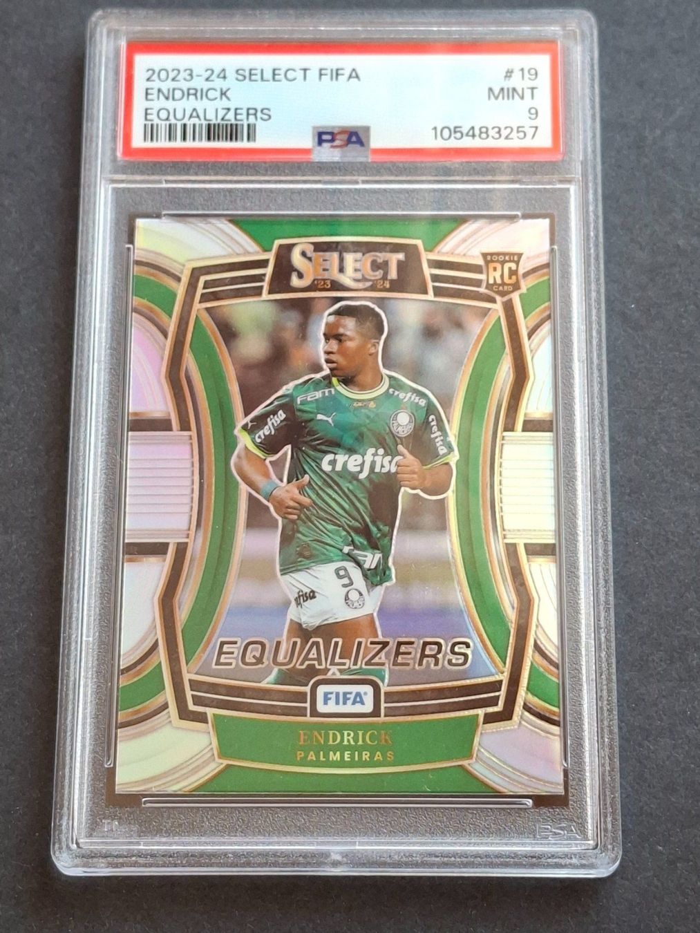 Topps Cartes à collectionner: Endrick RC Equalizer Select 23-24 – D'occasion à Olten par cweb