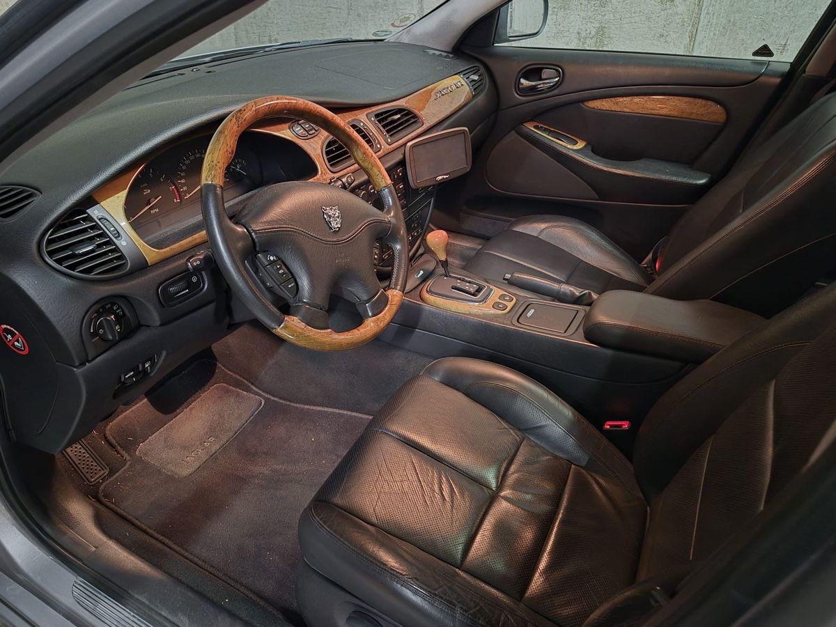 Jaguar Autos: Jaguar S-Type 4.0L V8 – Défectueux à ittigen par huba01 4