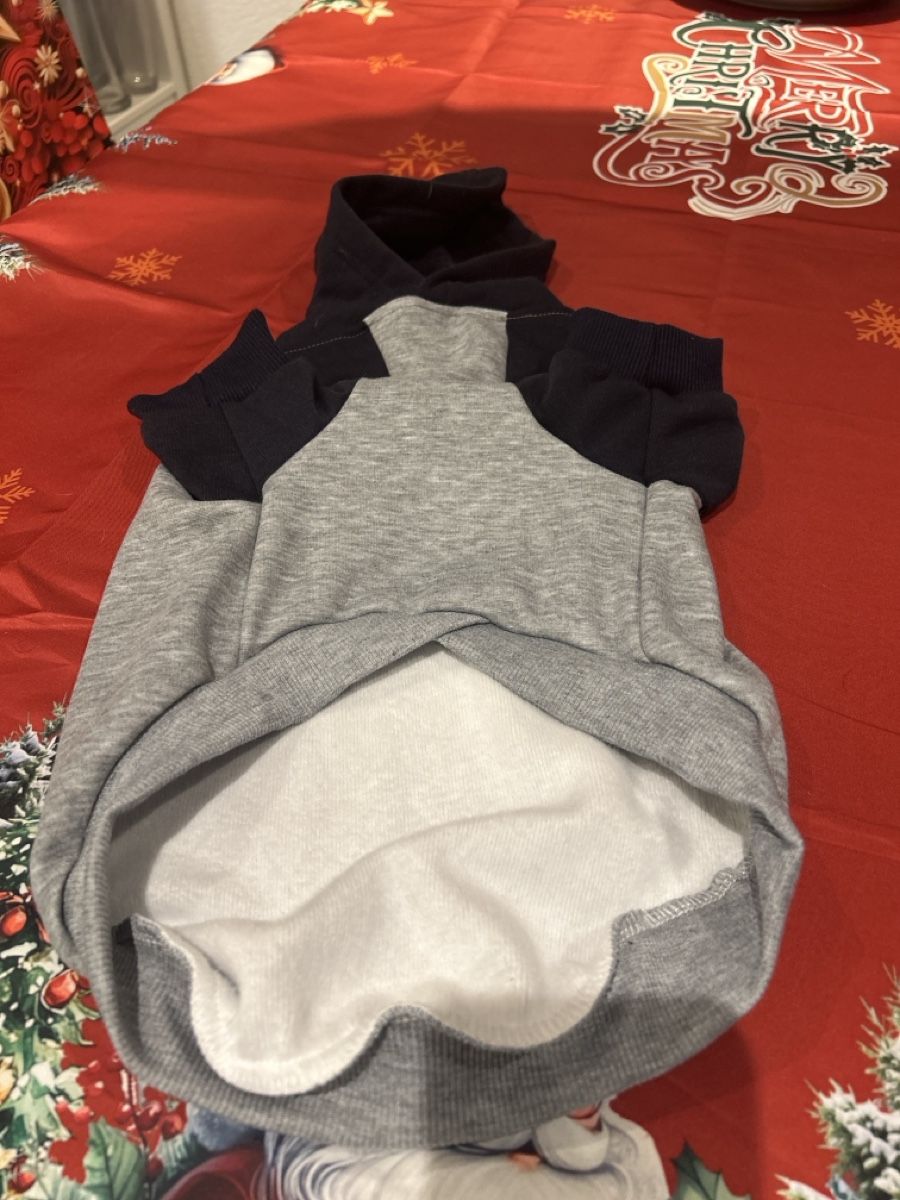 Abbigliamento: Hunde Pullover Hundemantel Grösse M NEU – Nuovo (secondo la descrizione) da Mühledorf SO venduto da Dania77 1