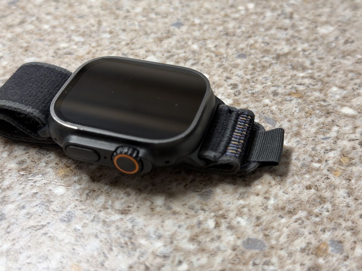 Apple Smartwatch: Watch Ultra 2 Black – Usato da Oberwangen b. Bern venduto da tuning1998 1